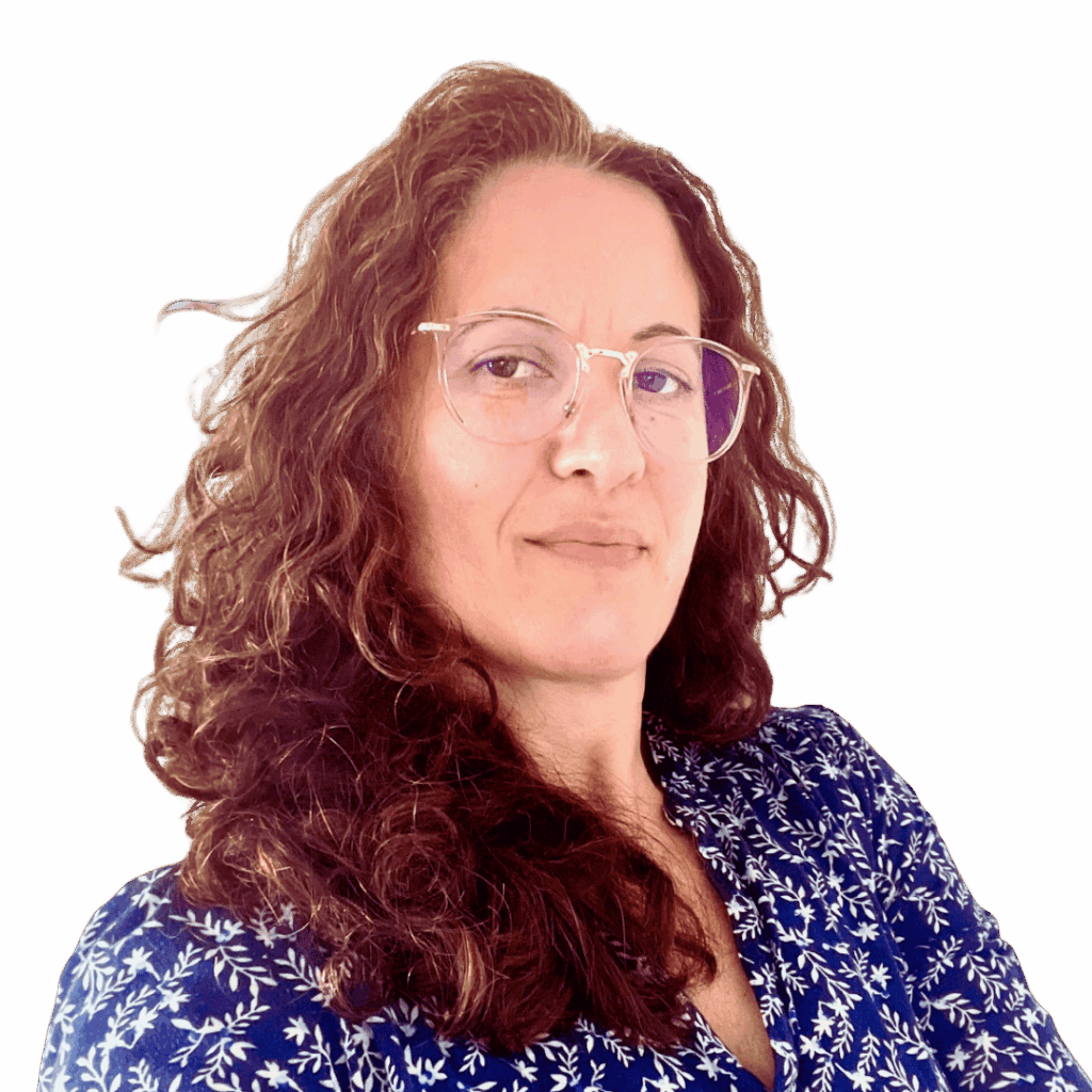 up to data Portrait Monica Terrao